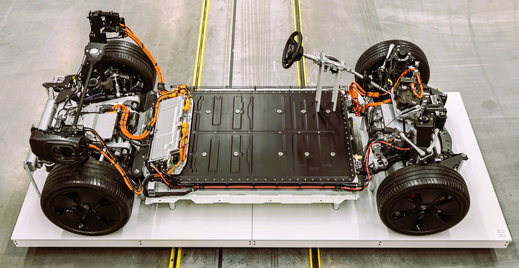 Porsche engineers EV batteries to last at least 15 years | TESSDrive™